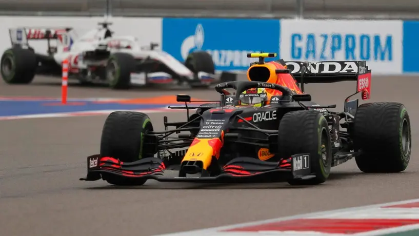 F1: Checo Pérez saldrá en la novena posición en GP de Rusia
