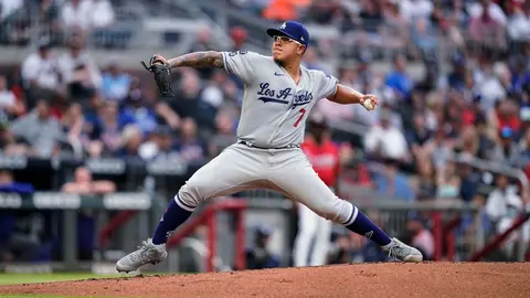 Julio Urías: Alcanzó su octavo triunfo en el 2021 en partido vs Braves