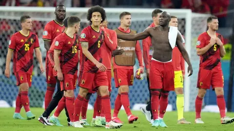 Prensa belga tras eliminación de la Euro: 'La generación dorada quizá nunca gane un título'