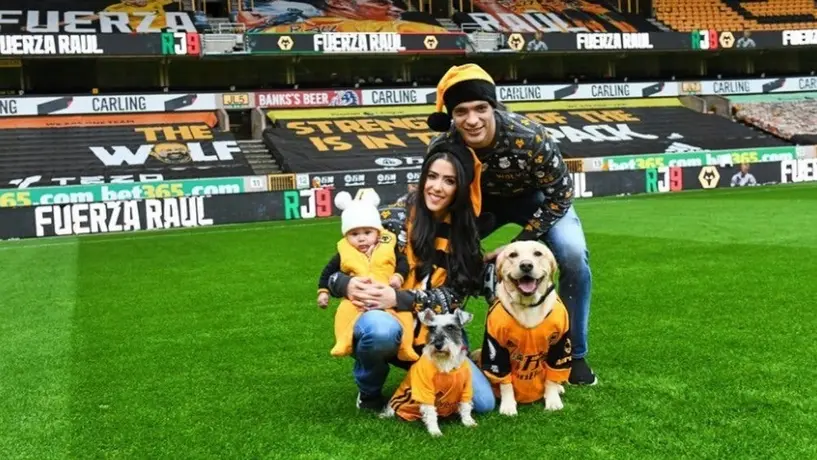 Raúl Jiménez: Daniela Bassom y Arya asistieron al Wolves vs Tottenham