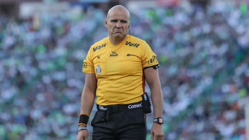 Paco Chacón: 'Increíble que 'Bacachos' Brizio ponga a Rojas en la Semis'