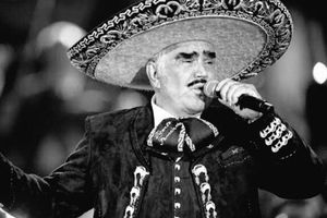 Vicente Fernández: Equipos y personalidades del deporte le dedican el último adiós