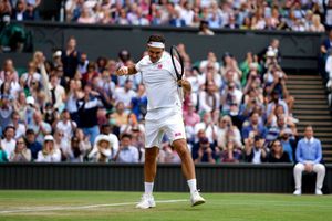 Wimbledon: Roger Federer, con la afición en contra, eliminó a Cameron Norrie