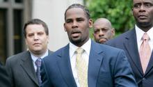 R. Kelly, famoso por “I Believe I Can Fly”, fue declarado culpable por tráfico sexual