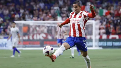 Chivas: Carlos Cisneros, el 'motor' del Rebaño en el inicio del Apertura 2021