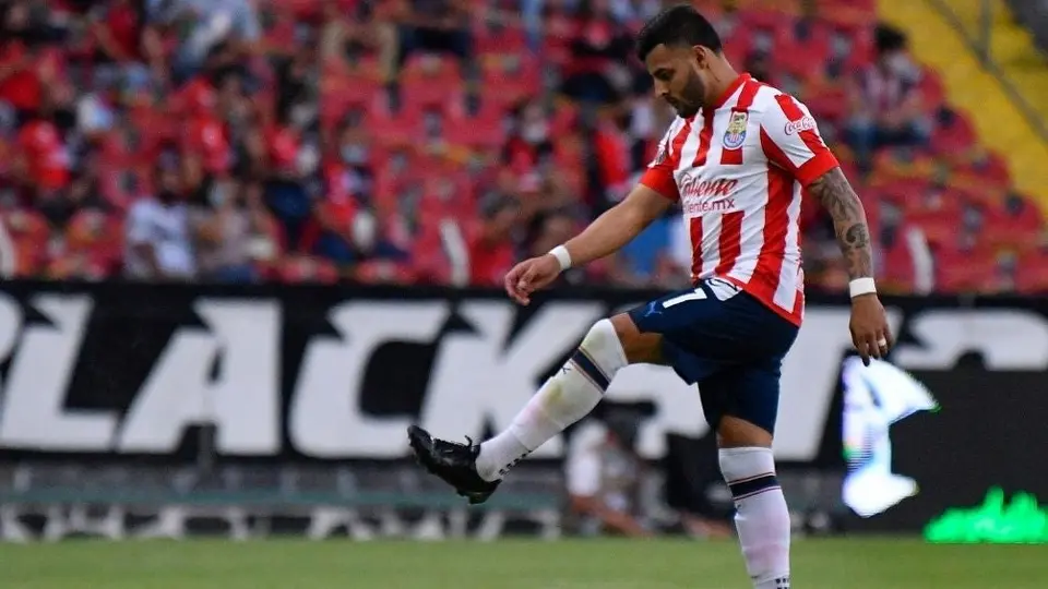 Chivas: Sin un 'plan B' en caso de una posible salida de Alexis Vega al extranjero
