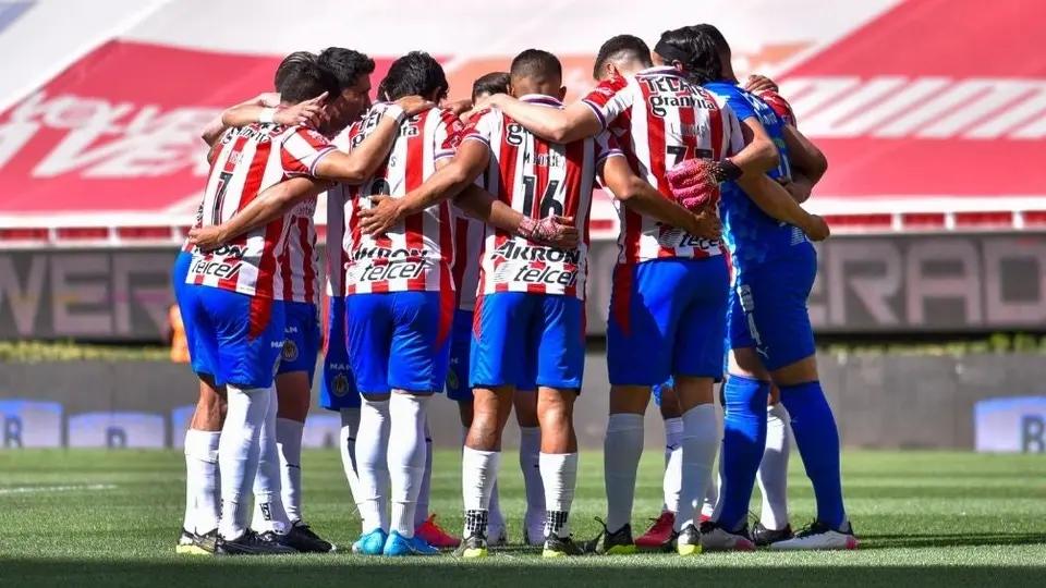Chivas: ¿Qué jugadores saldrían del Rebaño para el Apertura 2021?