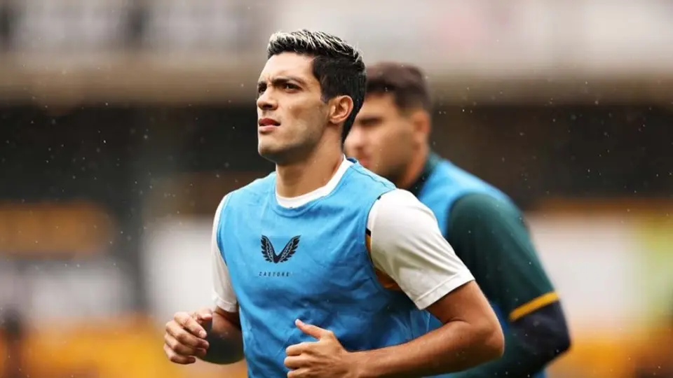 Raúl Jiménez: Jugó como titular en la derrota del Wolverhampton ante el Celta de Vigo