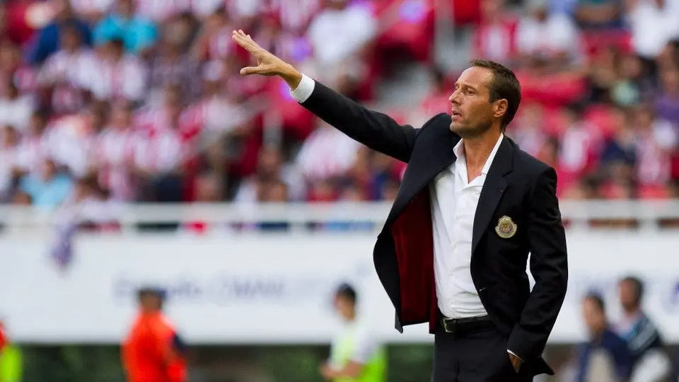 Chivas: John van 't Schip estaría cerca de volver como DT del Rebaño