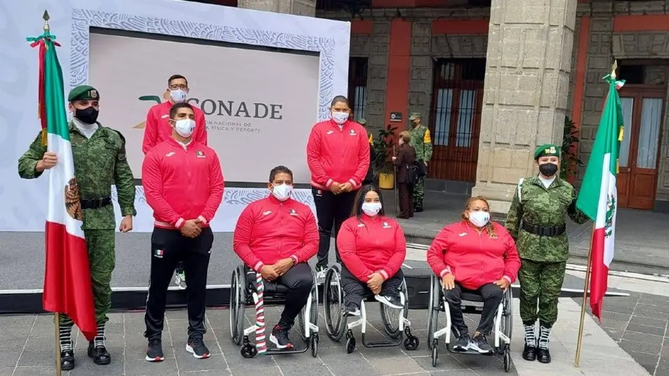 Juegos Paralímpicos 2020: AMLO abanderó a la delegación mexicana