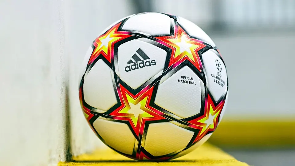 Champions League: 'Pyrostorm', nuevo balón oficial para la temporada 2021-22