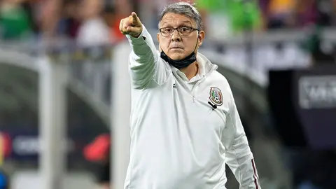 Selección Mexicana: Tata Martino, operado con éxito tras desprendimiento de retina