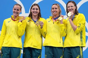 Tokio 2020: Australia consiguió el oro y récord mundial en natación de relevo femenil 4x100