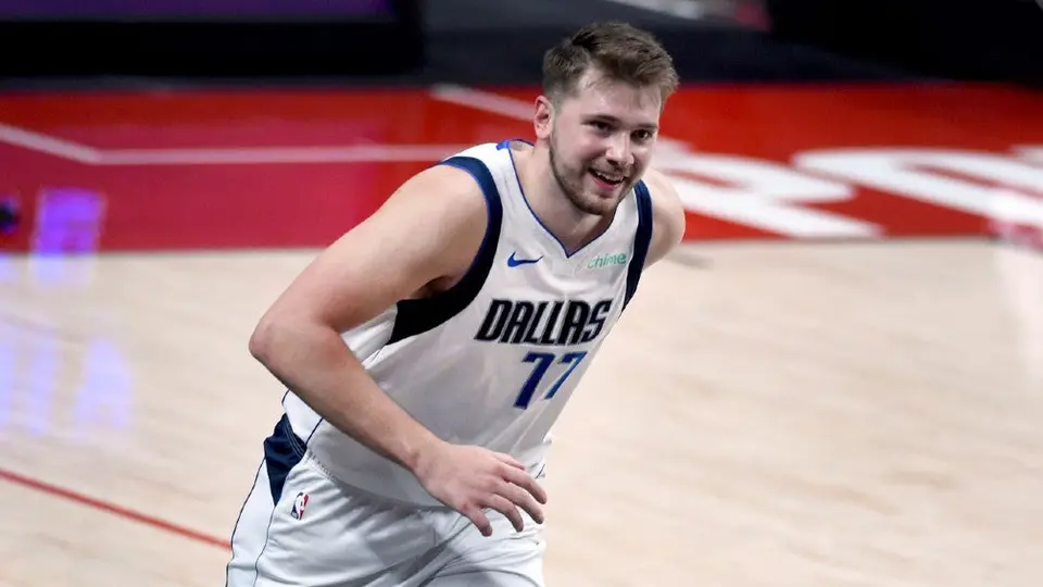 NBA: Luka Doncic renovó por cinco años y 207 mdd con los Mavericks