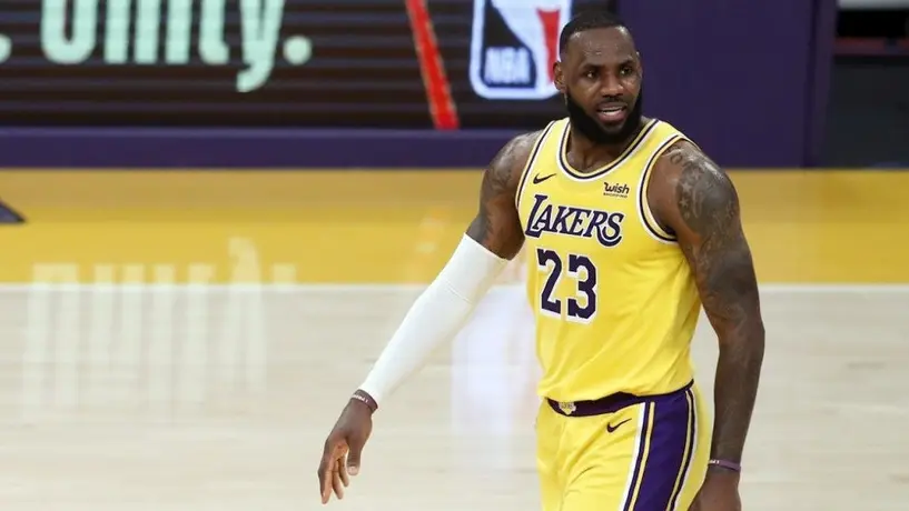 LeBron James reiteró que quiere retirarse en Lakers y los comparó con 'Space Jam'