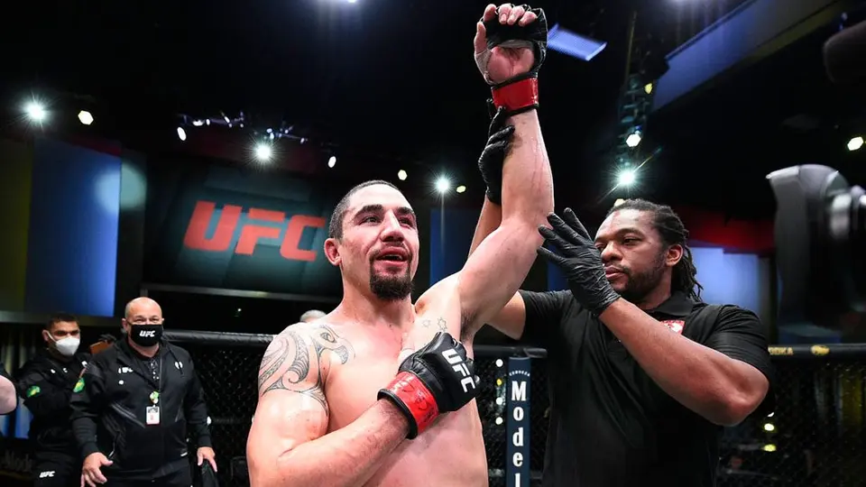 UFC: Robert Whittaker anuló la 'garra' de Kelvin Gastelum en Fight Night Las Vegas 24