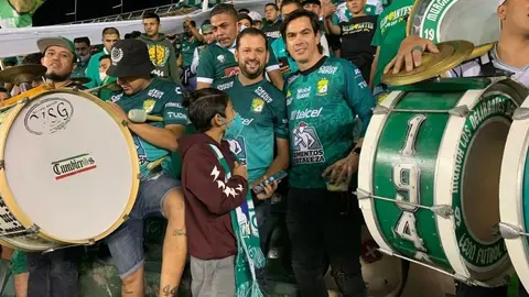 León: Nacho González, leyenda de La Fiera, apoyó al equipo desde la tribuna