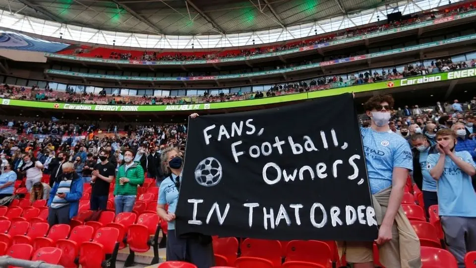 Superliga: Afición inglesa se manifestó en Wembley contra el torneo y la UEFA