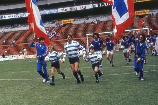 Miguel Marín en un partido con Cruz Azul