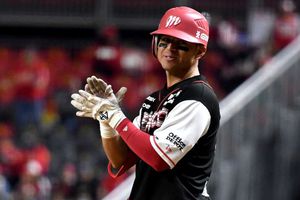 Diablos Rojos del México: Derrotó a Tigres de Quintana Roo en primer juego de la Guerra de Guerras