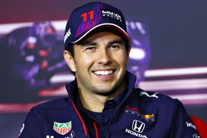 Checo Pérez: Salvador de Alba quiere ser como el piloto mexicano de Red Bull