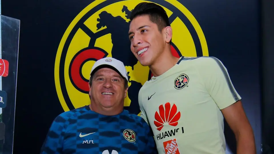Edson Álvarez: 'Piojo Herrera me tenía borrado, estaba castigado y no sé qué hice'