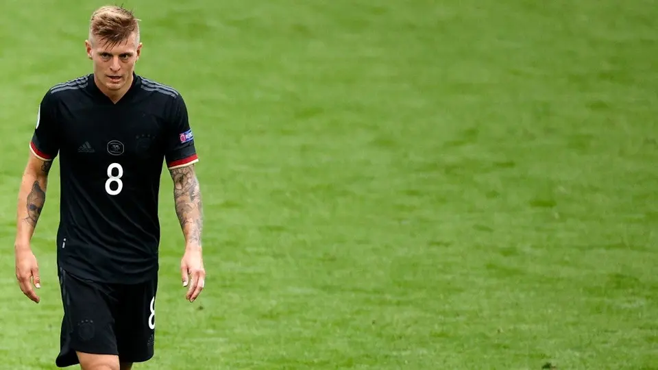 Alemania: Toni Kroos, criticado por expresidente del Bayern Munich