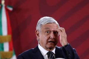 Covid-19: AMLO anunció que el martes comienza vacunación de refuerzo para adultos mayores