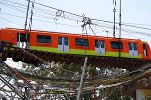 Trabajadores del Metro amenazan con irse a paro tras accidente en Línea 12