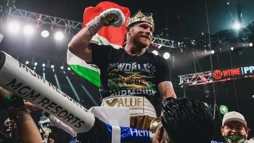 Canelo Álvarez busca contactar a joven que pidió su ayuda para una cirugía de pulmón