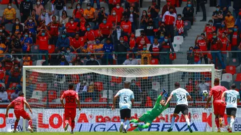 Toluca vs Tigres: Afición escarlata lanzó grito discriminatorio en el Nemesio Díez 