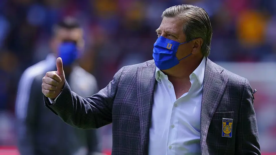 Clásico Regio: Piojo Herrera y el Vasco Aguirre, duelo de éxito y picardía