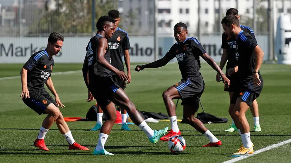Real Madrid: Eden Hazard entrenó al parejo de sus compañeros