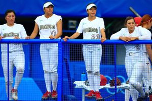 Presidente del COM: 'Equipo de softbol no aceptó llevar la bandera de México en uniforme'