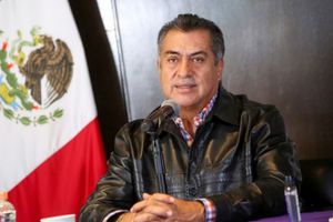 Covid-19: El Bronco preguntó en Twitter sobre el regreso a clases presenciales