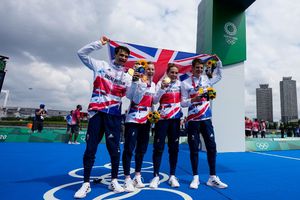Tokio 2020: Gran Bretaña ganó el primer oro en relevos mixtos de triatlón