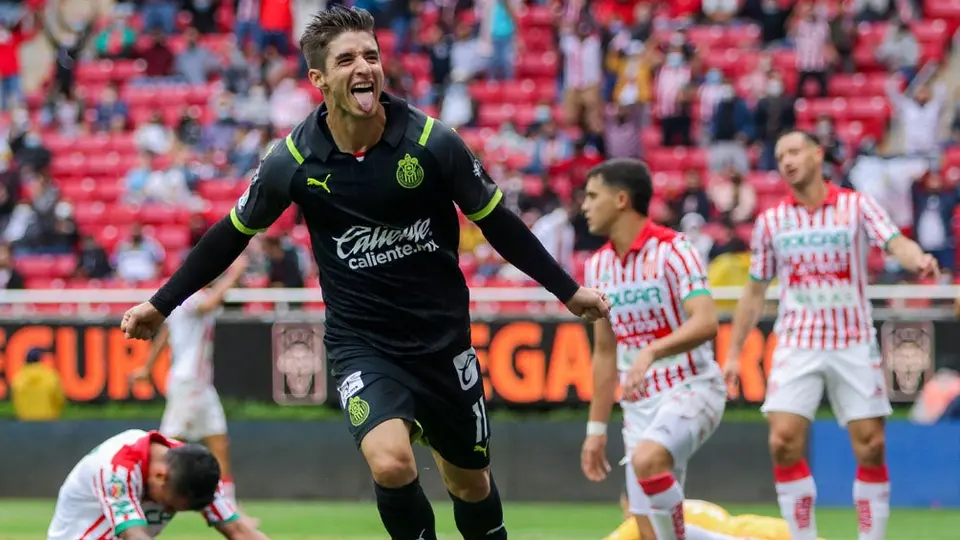 Isaac Brizuela: 'Ante Pumas, Chivas puede cambiar los abucheos por aplausos'