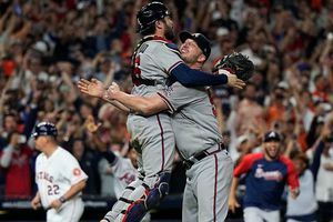 Bravos de Atlanta se coronan en la Serie Mundial tras vencer a los Astros en seis juegos