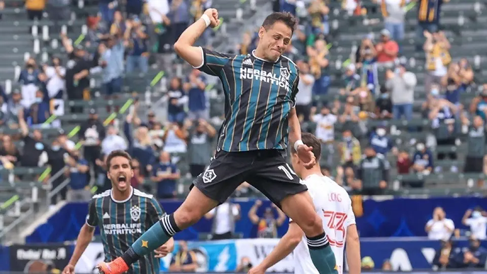 Chicharito Hernández: 'Uno se puede abrir las puertas del Tricolor con sus actuaciones'
