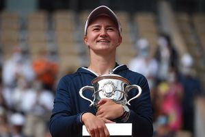 Roland Garros: Krejcikova derrota a Pavlyuchenkova y es nueva monarca del Grand Slam