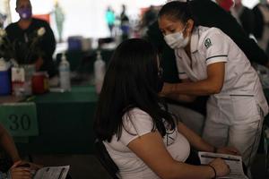 Coronavirus: Vacunación terminaría en octubre; en julio inician con personas de 40 a 49