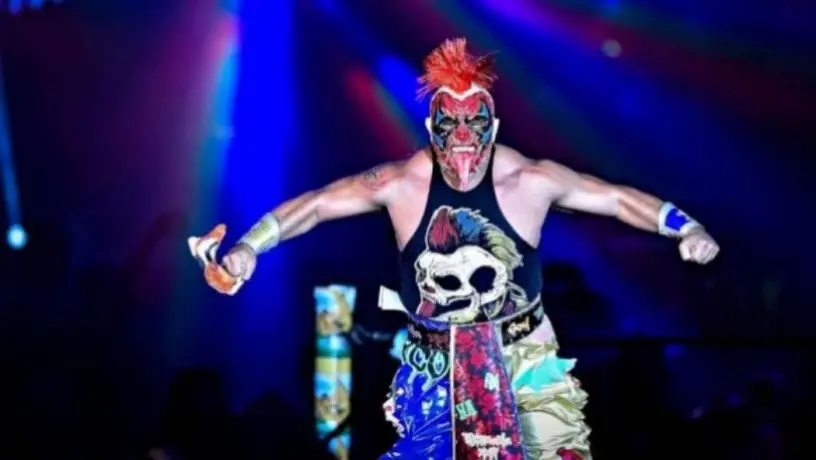 Video: Psycho Clown sufrió fuerte golpe que necesito de sutura en el ojo