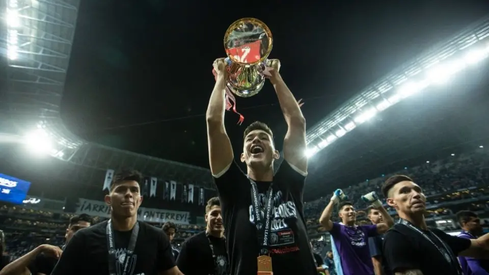 César Montes tras el título de Rayados: 'Nunca nos pueden dar por muertos'