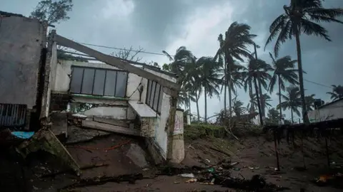 Huracán Ida: Golpea con fuerza la costa de Estados Unidos y amenaza Nueva Orleans