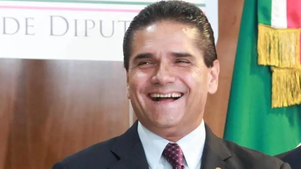 Silvano Aureoles: Gobernador de Michoacán agredió a manifestante en Aguililla