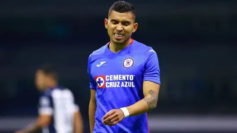 Cruz Azul: Orbelín Pineda le respondió a un aficionado que 'pidió' ser atropellado por él