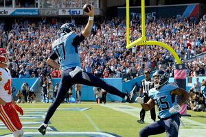 NFL: Tennessee apaleó a Kansas City de la mano de Ryan Tannehill