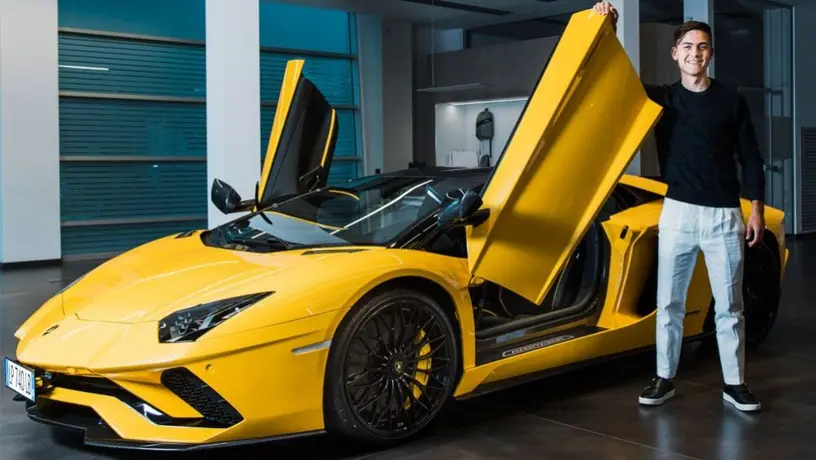 Paulo Dybala: 'Celebró' gol 100 con Juventus con espectacular Lamborghini Aventador