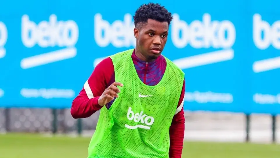 Barcelona: Ansu Fati volvió a los entrenamientos blaugranas