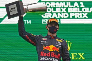 Verstappen tras triunfo en el polémico GP de Bélgica: "Está bien ganar, pero no así, sin dar vueltas"